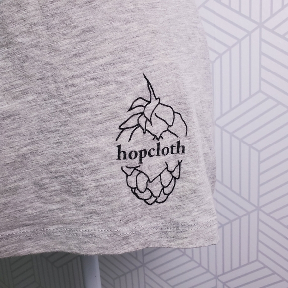 Real Women Drink Craft Beer hopcloth Graphic Tee - Picture 5 of 8